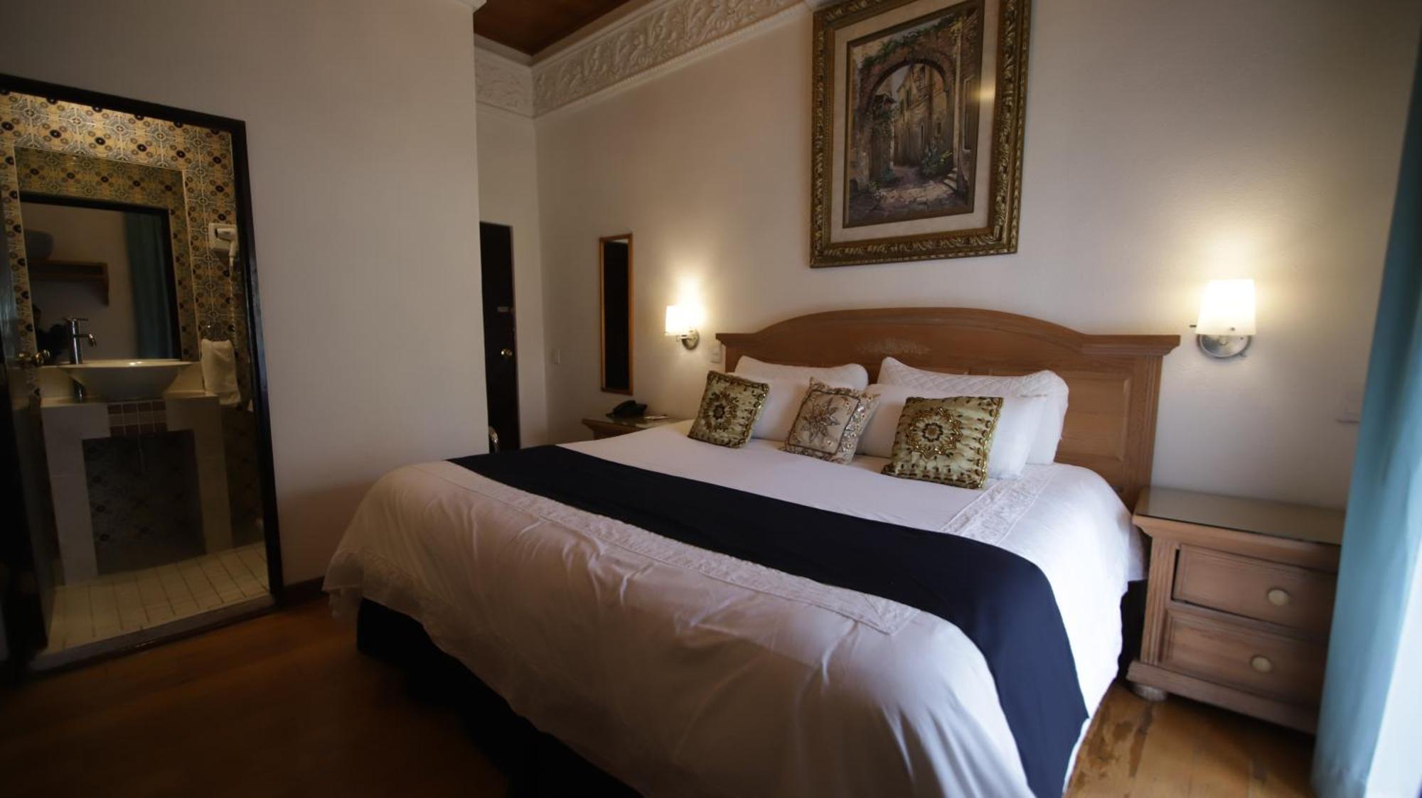 Luna 4* Guanajuato